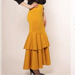 GRACIA Maxi Flare Tiered Ruffle Mermaid Skirt in Mustard– Size Small